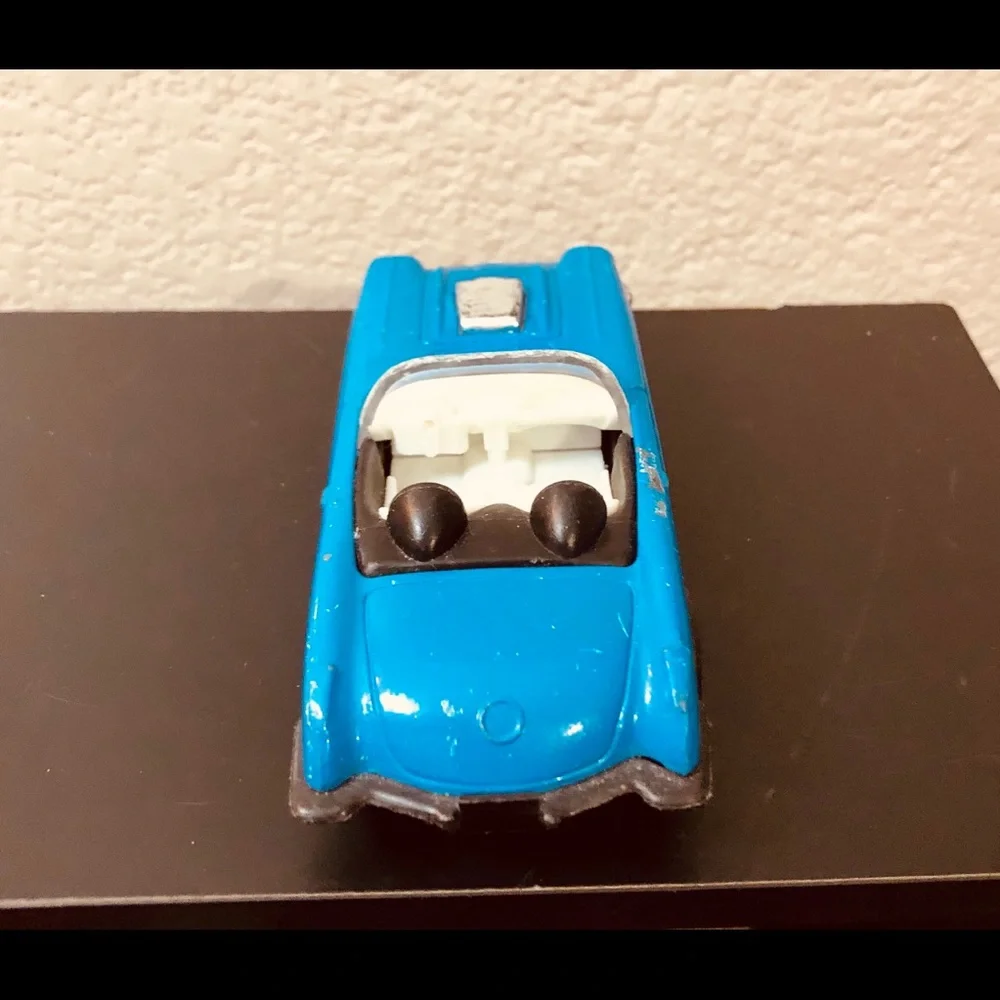 Tootsie Toy '59 Chevy Corvette Blue Toy Car